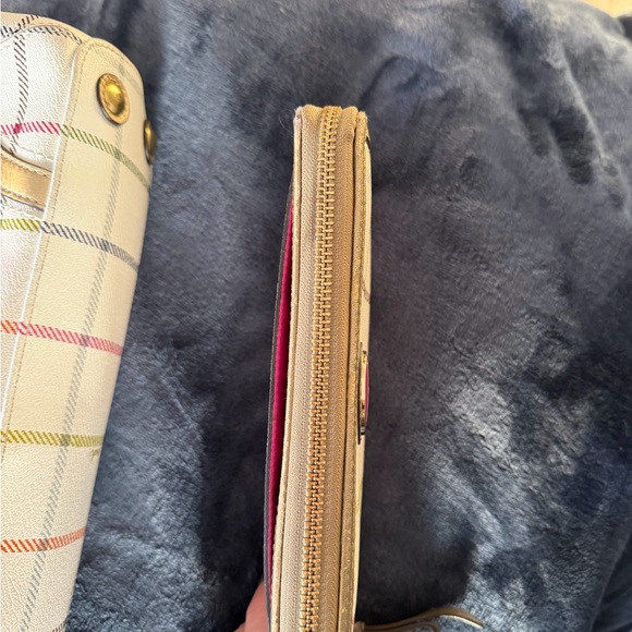 Gorgeous Coach Cream Plaid Women's Wallet with bright pink interior. EUC - Picture 3 of 6